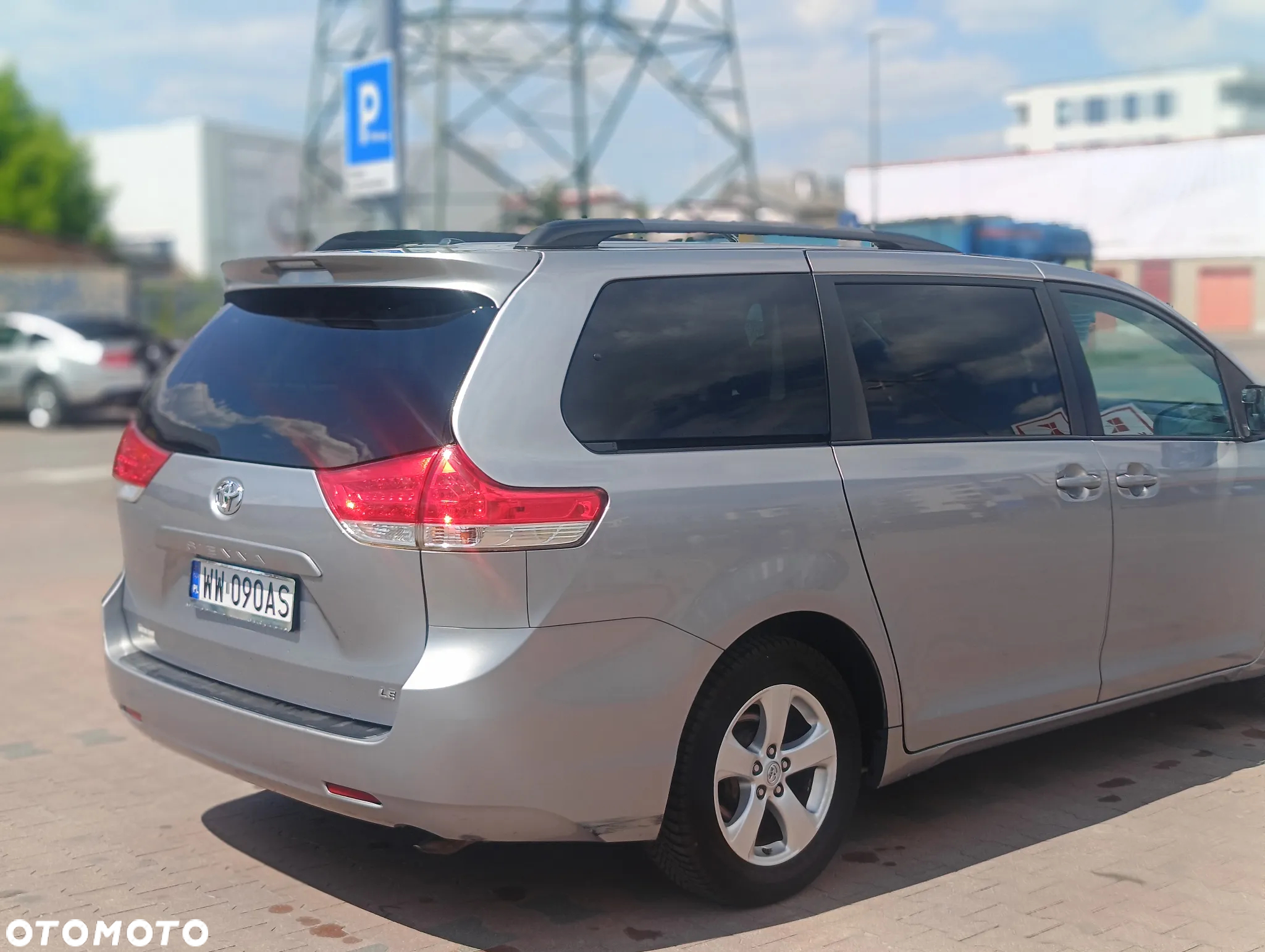 Toyota Sienna 3.5 V6 SE - 14