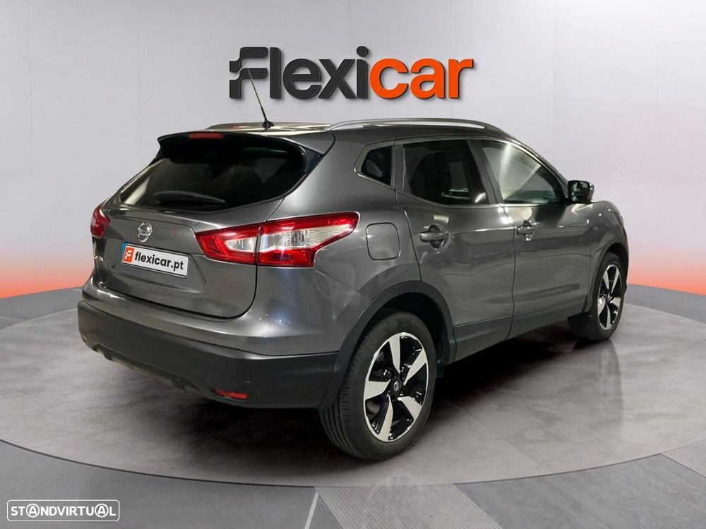 Nissan Qashqai 1.2 DIG-T N-Connecta 18 - 6
