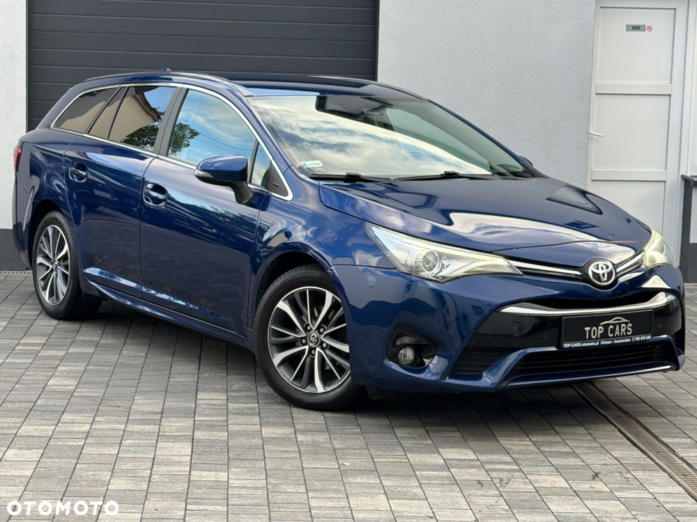 Toyota Avensis 1.8 Premium MS - 3