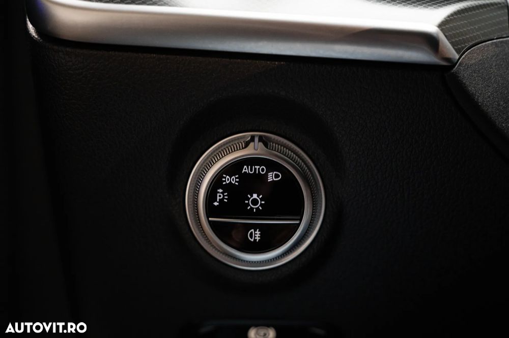 Mercedes-Benz C 220 d 9G-TRONIC - 27