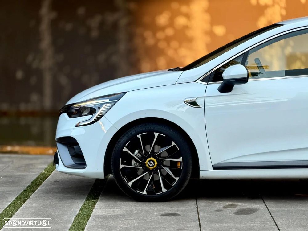Renault Clio - 19