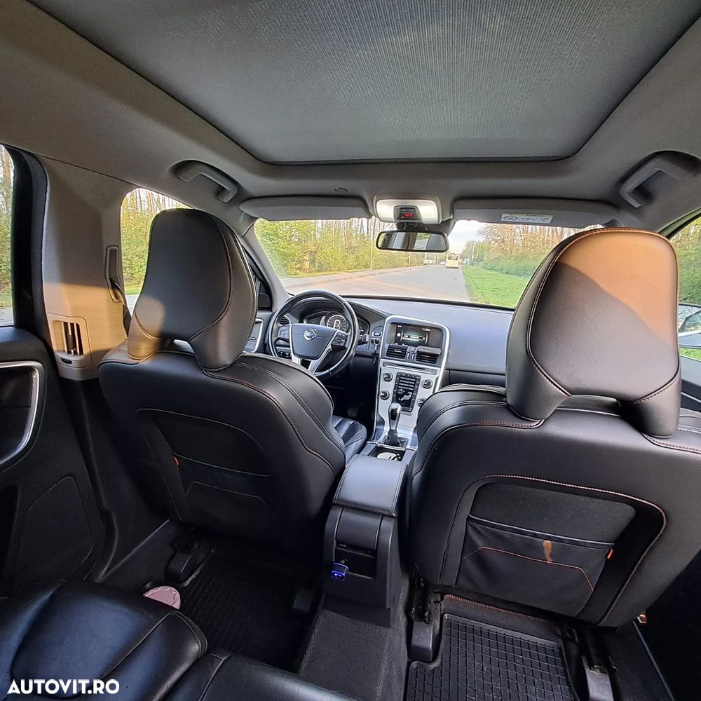 Volvo XC 60 D3 Momentum - 2