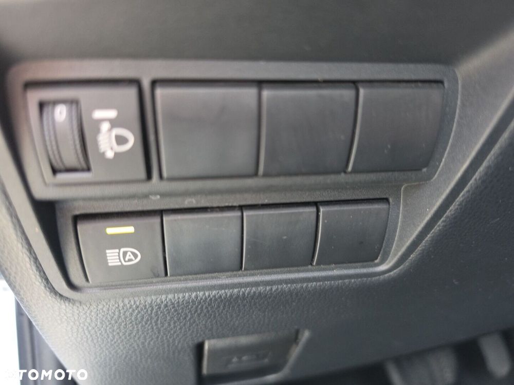 Toyota Yaris Cross Hybrid 1.5 Comfort 4x4 - 19