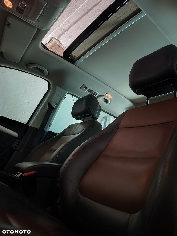 Volkswagen Sharan 2.0 TDI Highline DSG - 16