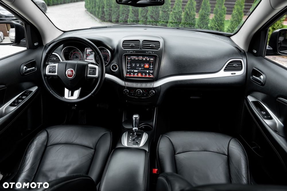 Fiat Freemont 2.0 Multijet 16V DPF Automatik Allrad Black Code - 25