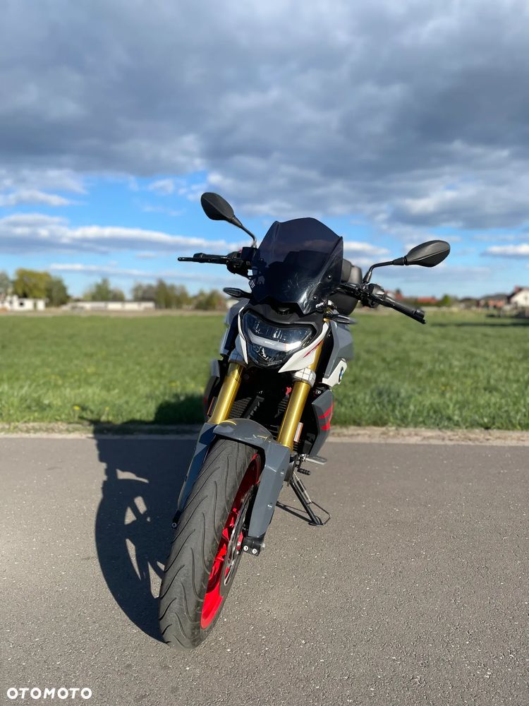 BMW G - 2