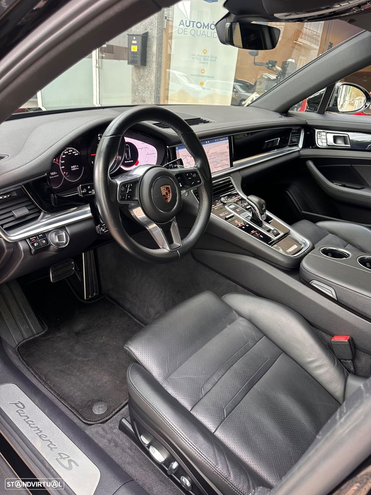 Porsche Panamera 4 S - 18