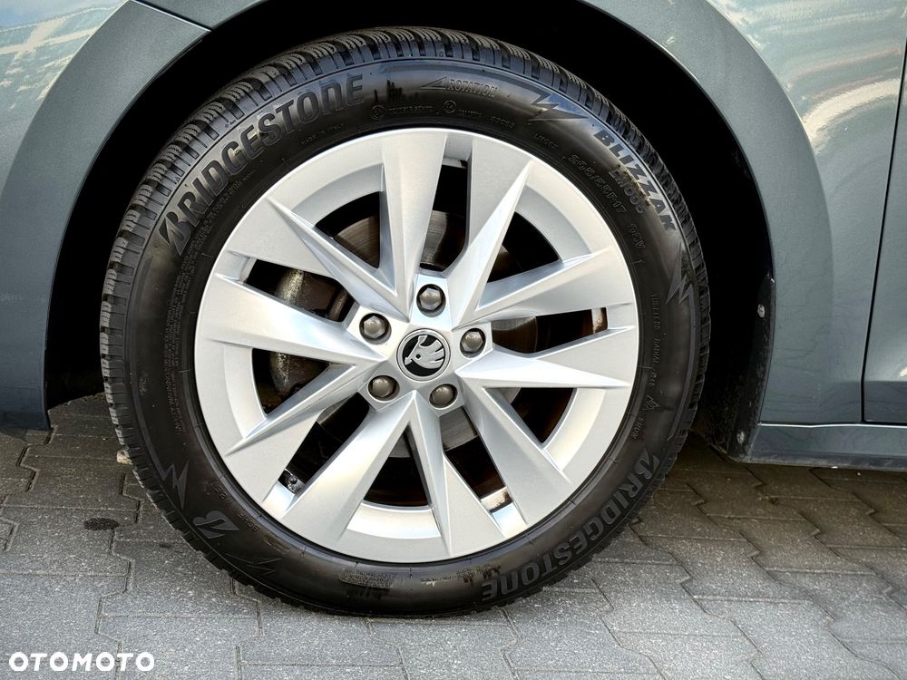 Skoda Octavia 2.0 TDI Ambition DSG - 17