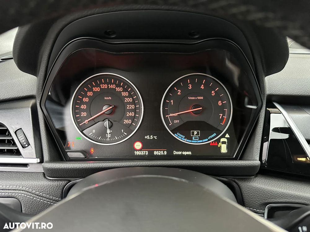 BMW Seria 2 225xe AT Luxury Line - 7