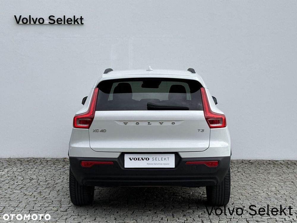 Volvo XC 40 - 8