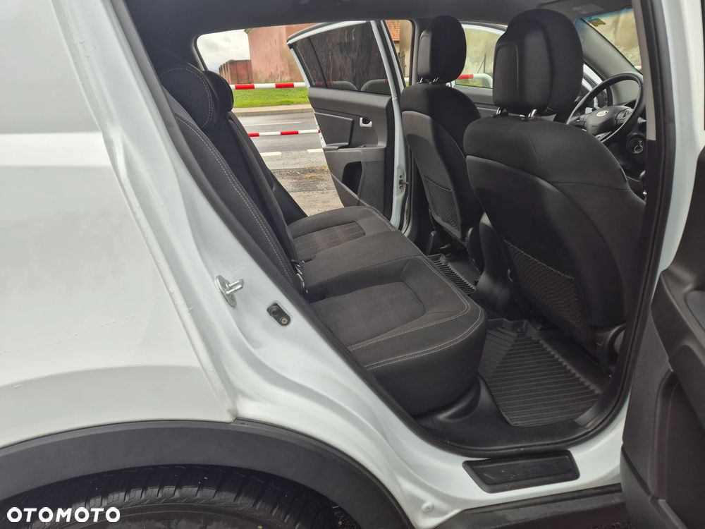 Kia Sportage - 17