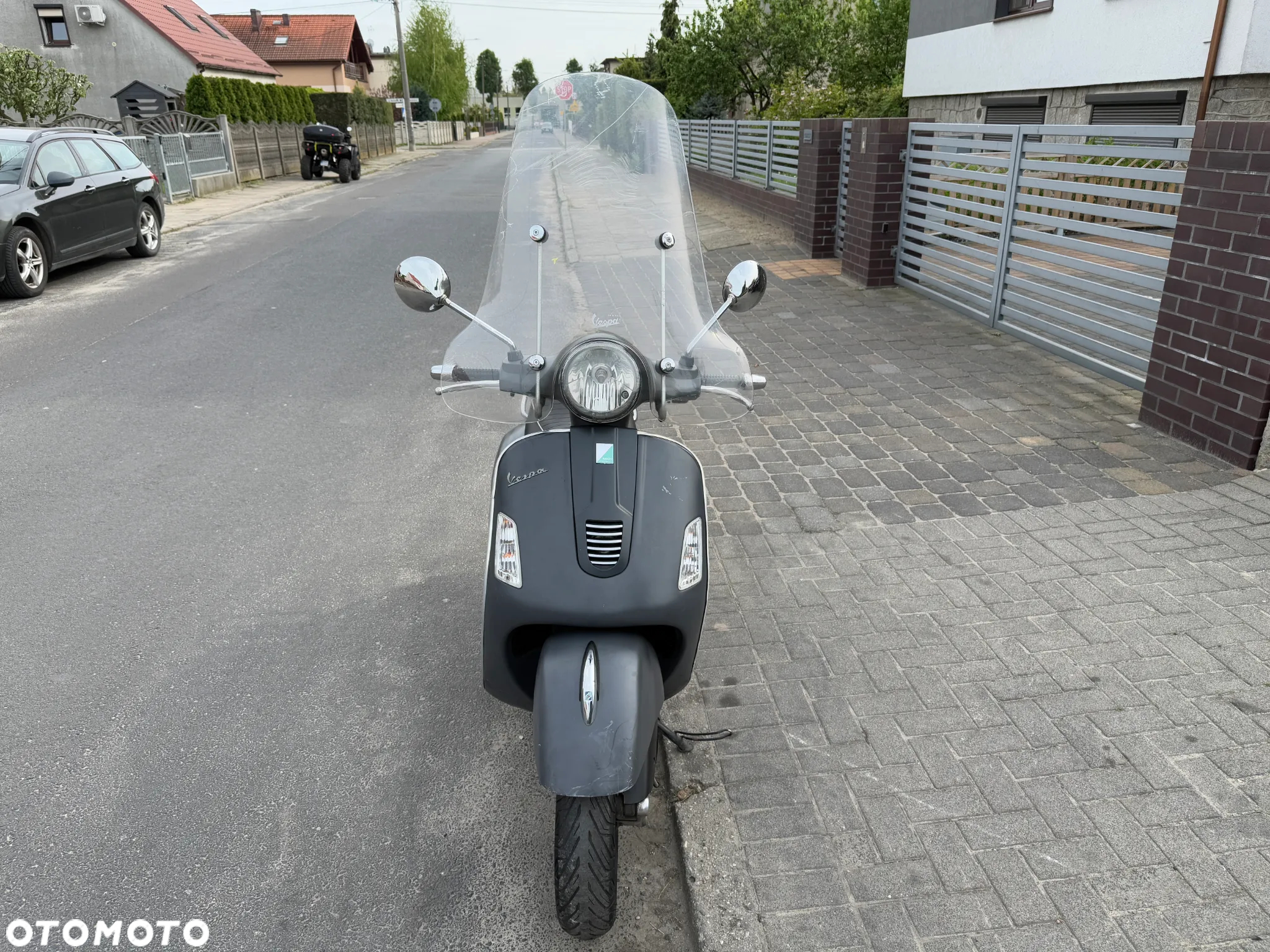 Piaggio Vespa - 2