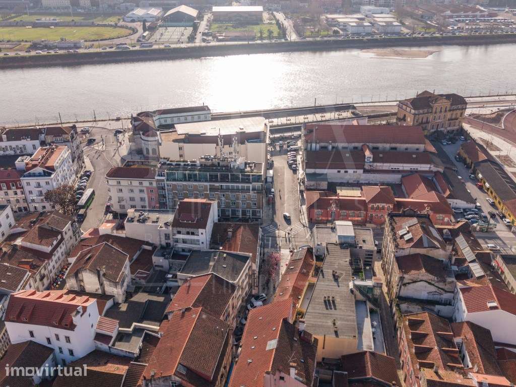 Estabelecimento Comercial | Rua das Padeiras, Coimbra - Grande imagem: 4/14