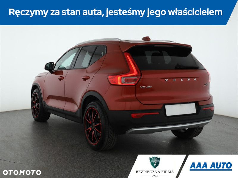 Volvo XC 40 - 5