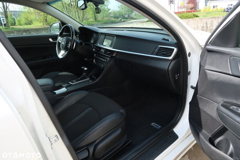 Kia Optima 1.6 T-GDI L DCT - 13