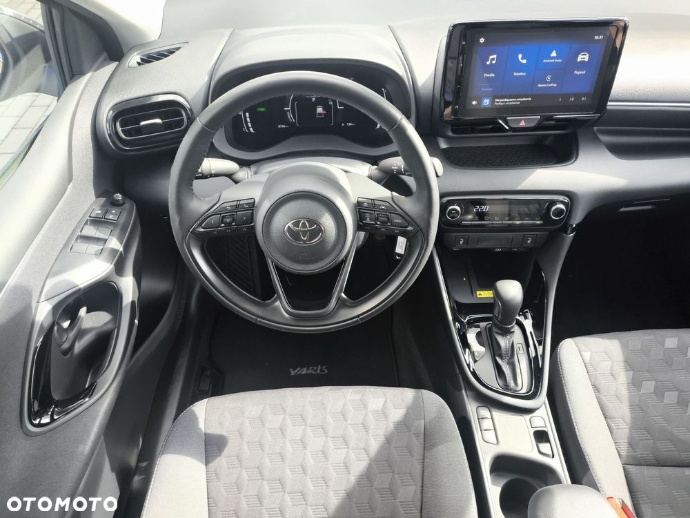 Toyota Yaris Hybrid 1.5 Style - 11