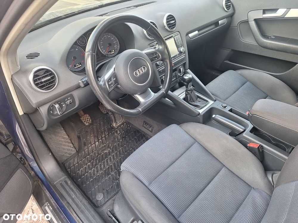 Audi A3 Sportback 2.0 TDI DPF Ambition - 6
