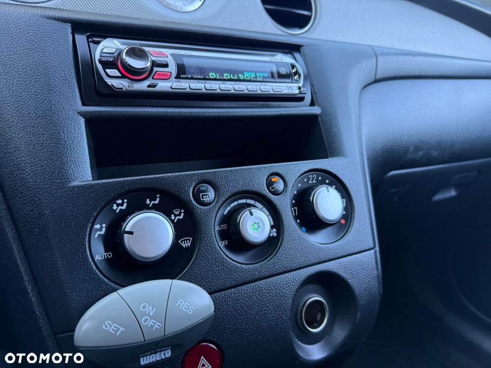 Mitsubishi Outlander 2.0 Comfort - 22