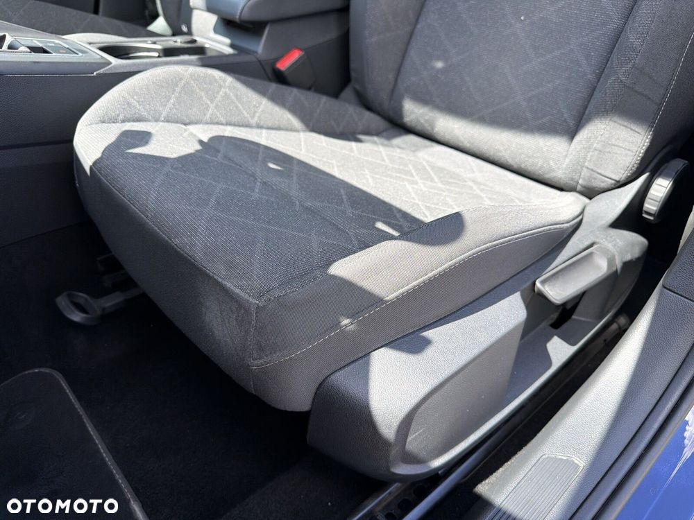 Volkswagen Golf Variant - 14