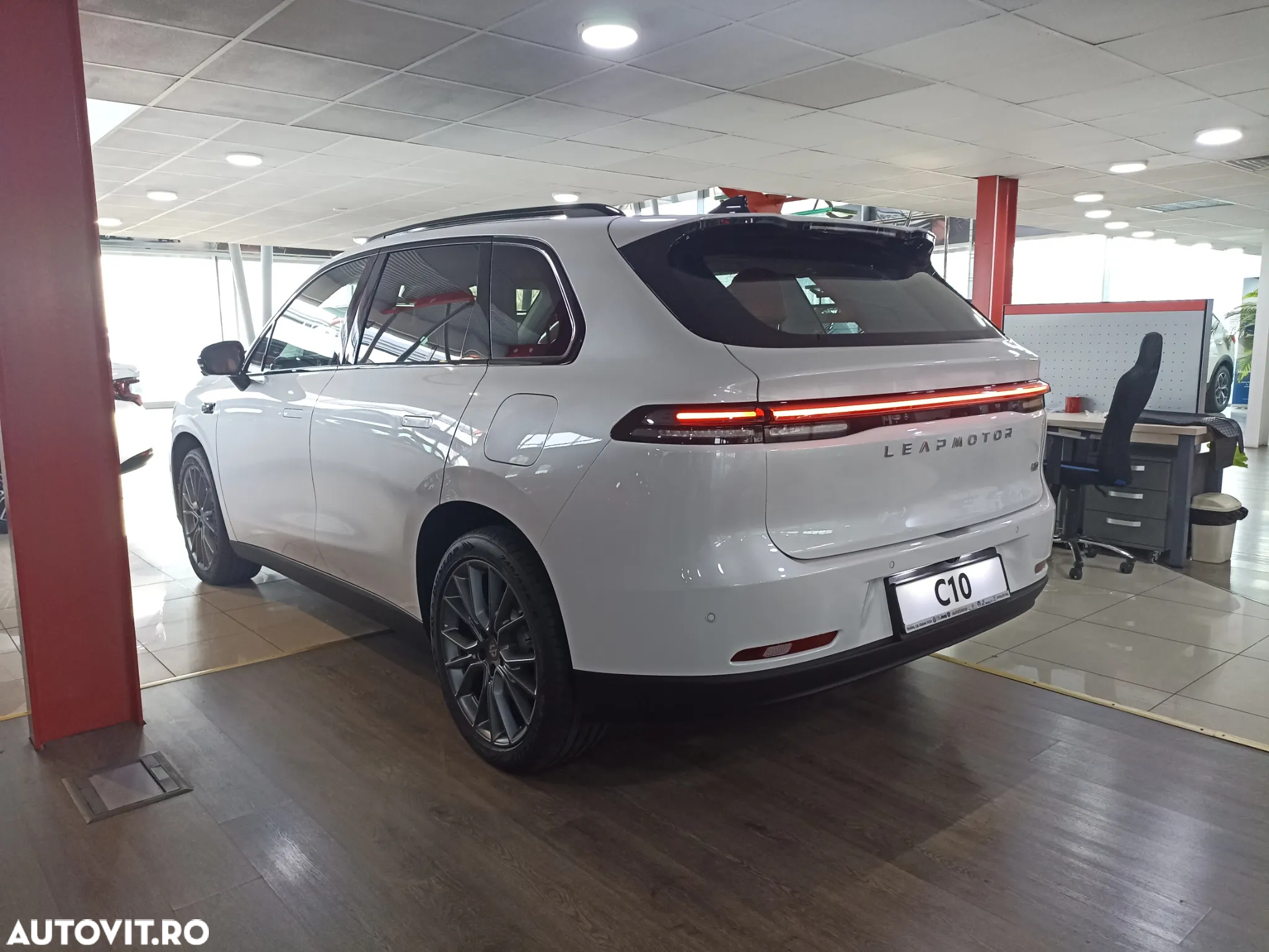 Leapmotor C10 - 12
