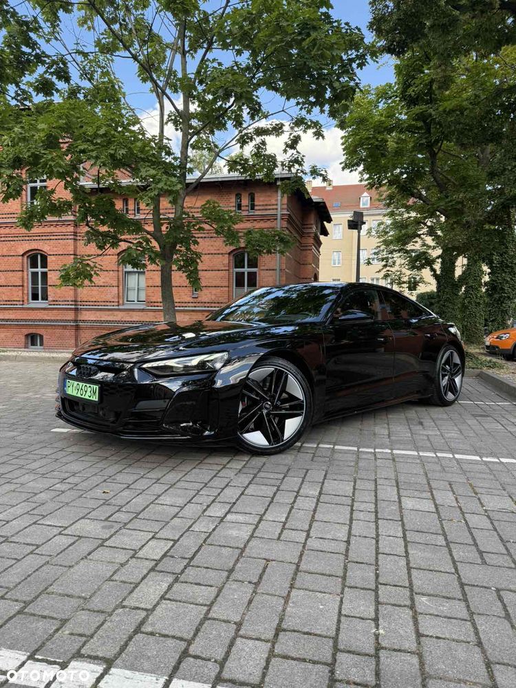 Audi e-tron GT - 11