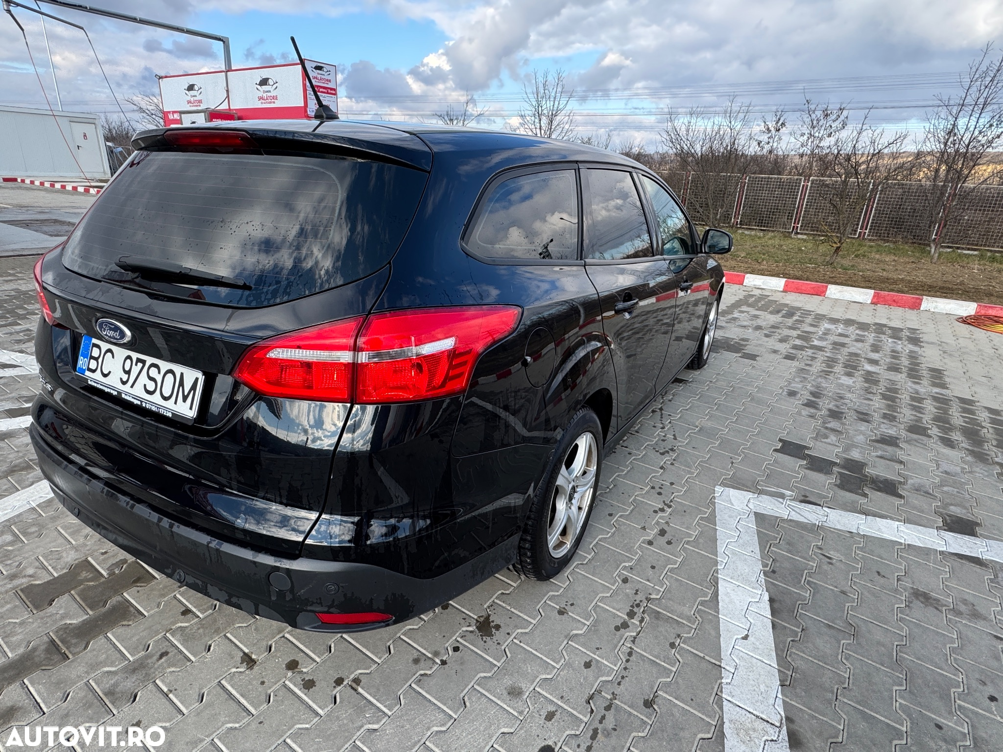 Ford Focus - 7