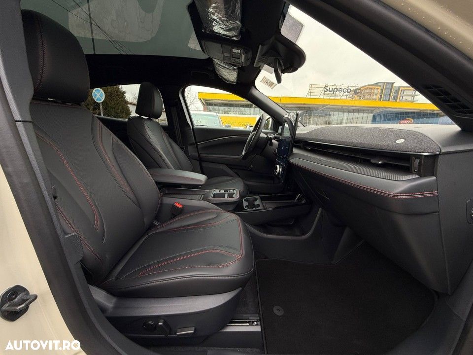 Ford Mustang Mach-E RWD 203 kW Premium - 11