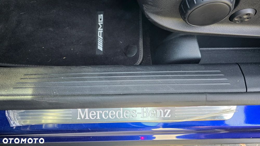 Mercedes-Benz GLB 220 d 4-Matic AMG Line 8G-DCT - 20