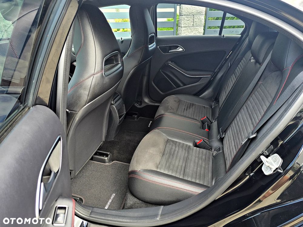 Mercedes-Benz Klasa A 180 (BlueEFFICIENCY) AMG Sport - 35