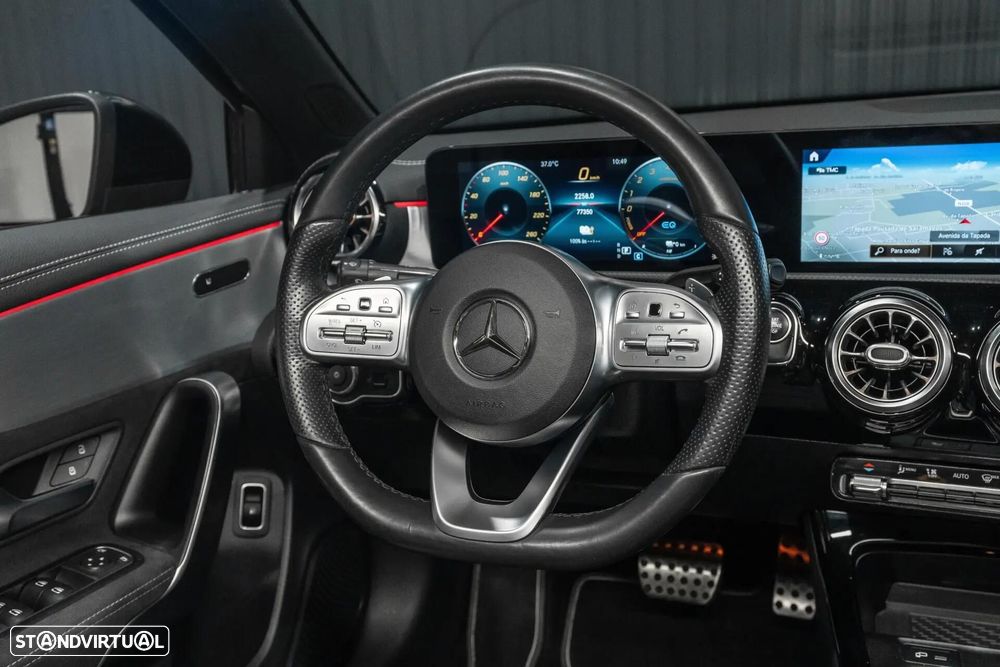 Mercedes-Benz A 250 Limousine e 8G-DCT AMG Line - 10