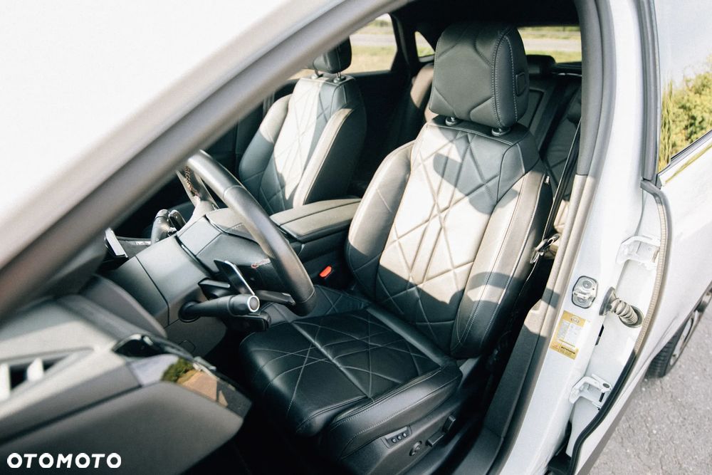 DS Automobiles DS 7 Crossback 1.6 E-Tense Performance Line + - 23