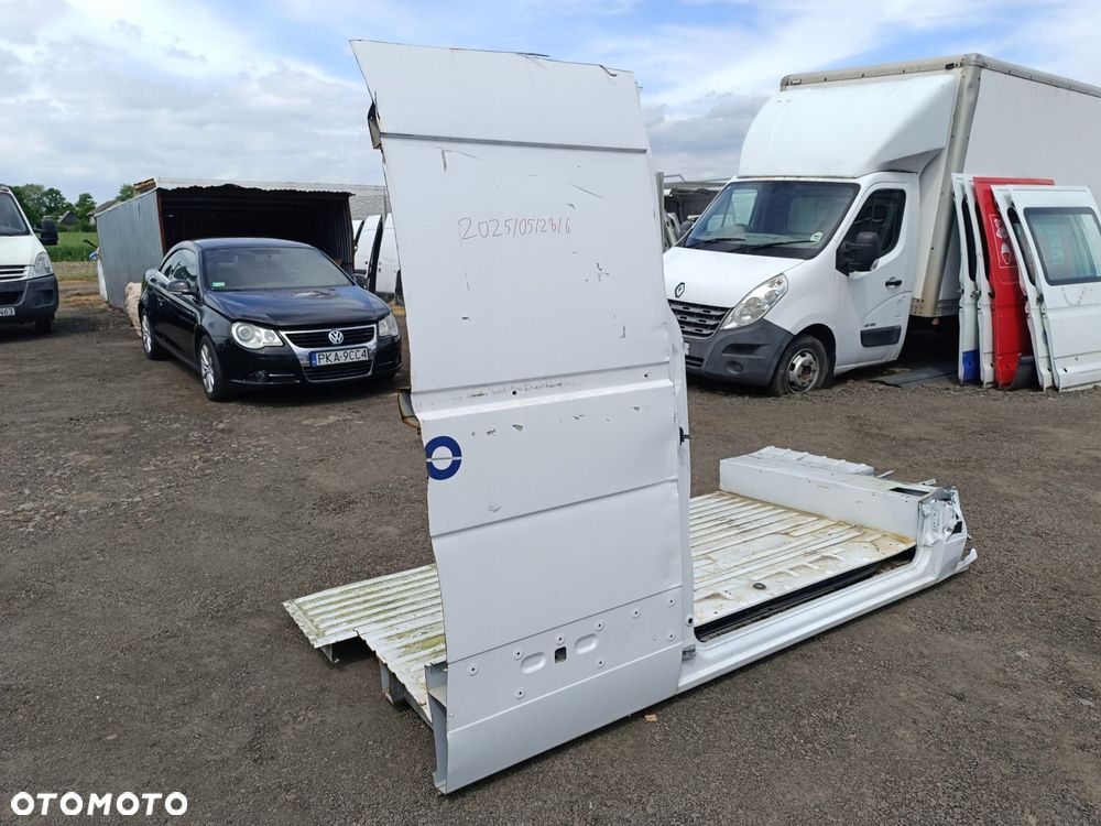próg drzwi prawych przesuwnych bok master iii movano b nv400 10+ - 6