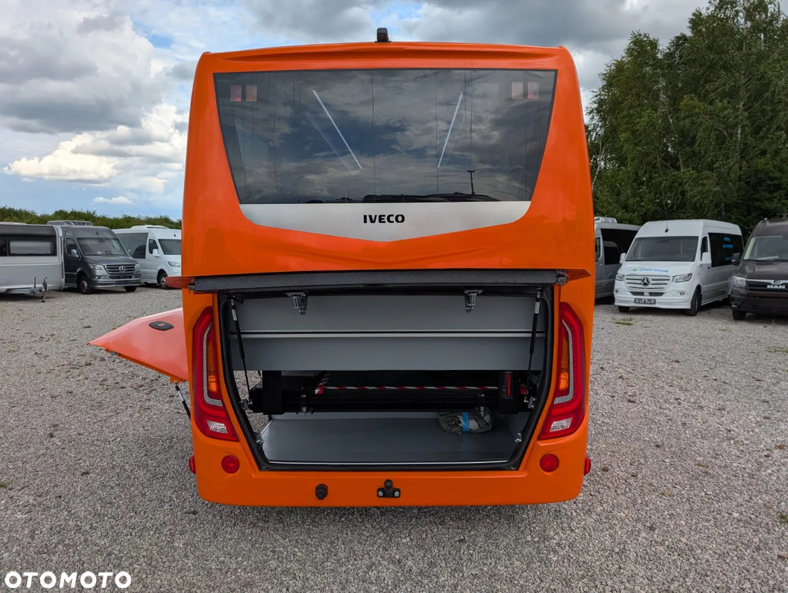 Iveco Daily - 10