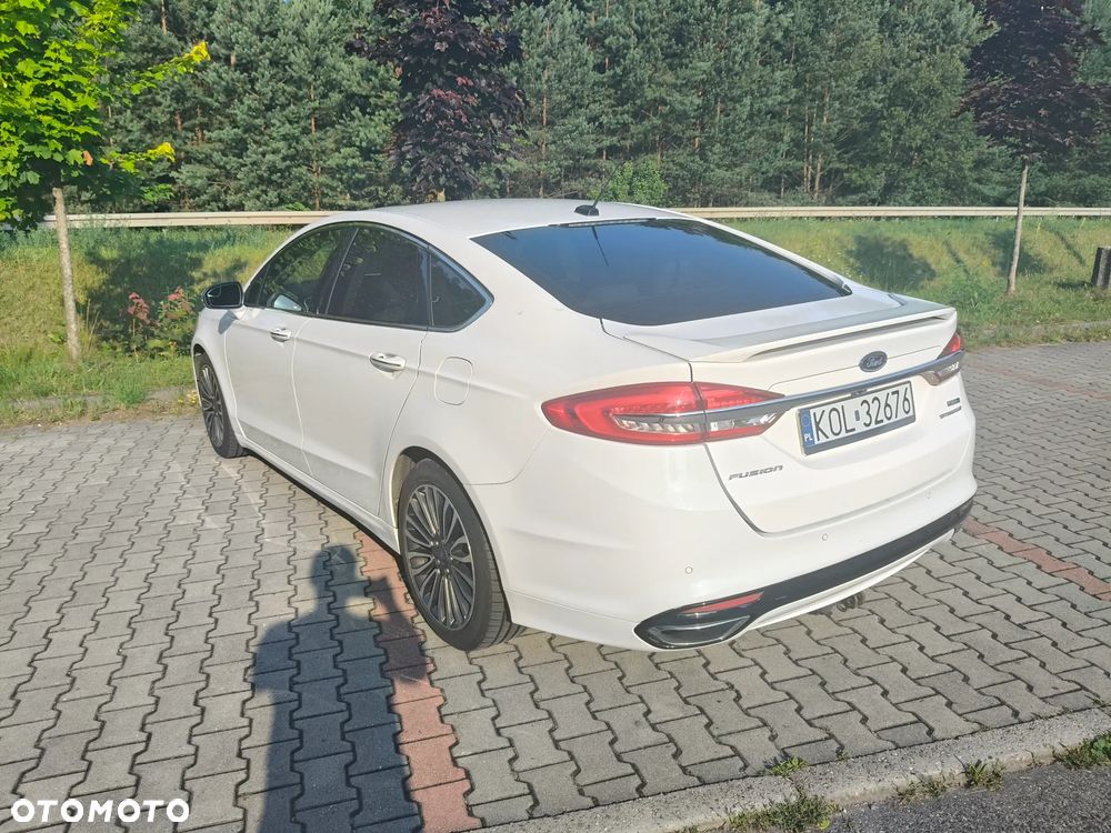 Ford Fusion - 5