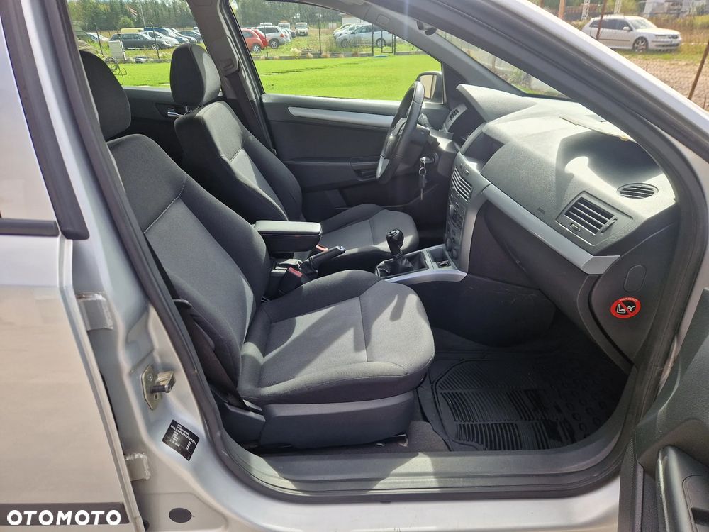 Opel Astra III 1.6 Enjoy - 11