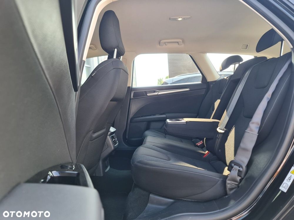 Ford Mondeo 2.0 TDCi Trend PowerShift - 31