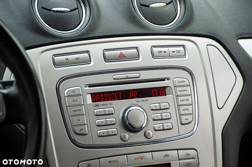 Ford Mondeo 2.0 Champions Edition - 30