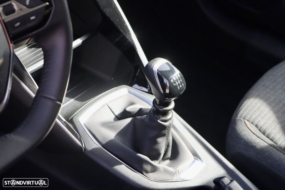 Peugeot 208 1.2 PureTech Active - 10