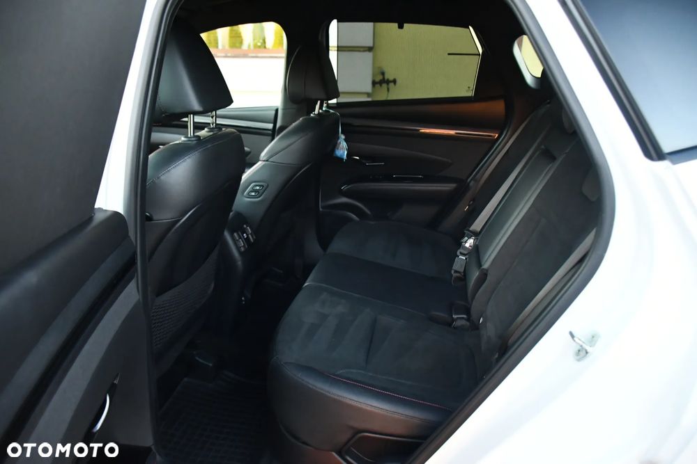 Hyundai Tucson 1.6 T-GDi HEV N Line Final Edition 2WD - 24