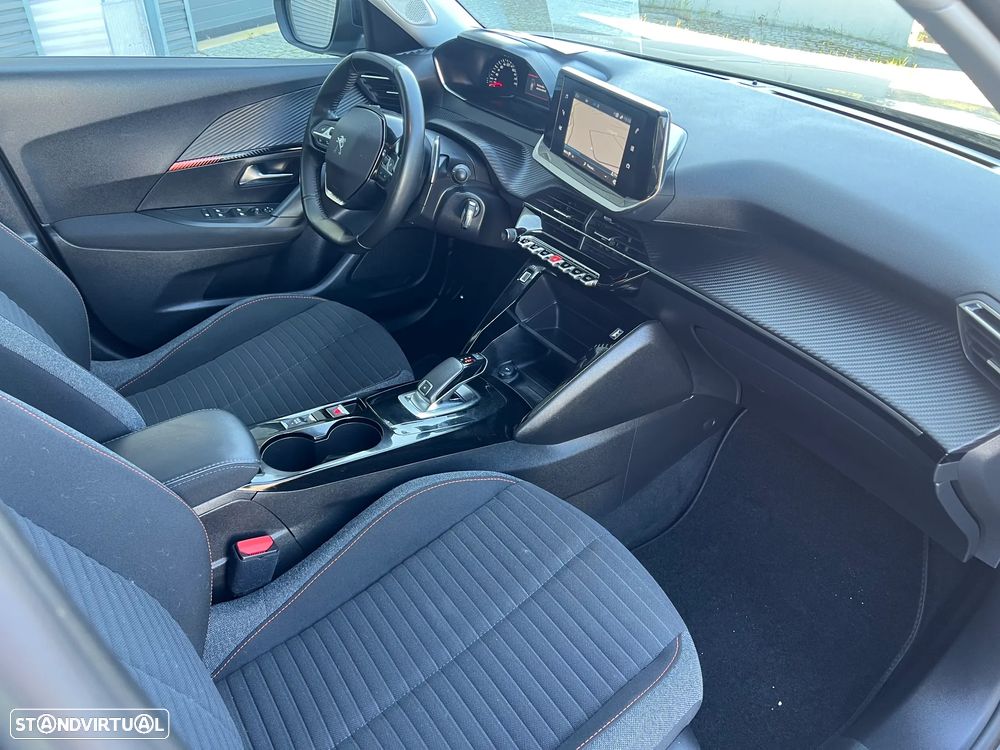 Peugeot 2008 1.2 PureTech Active Pack EAT8 - 16