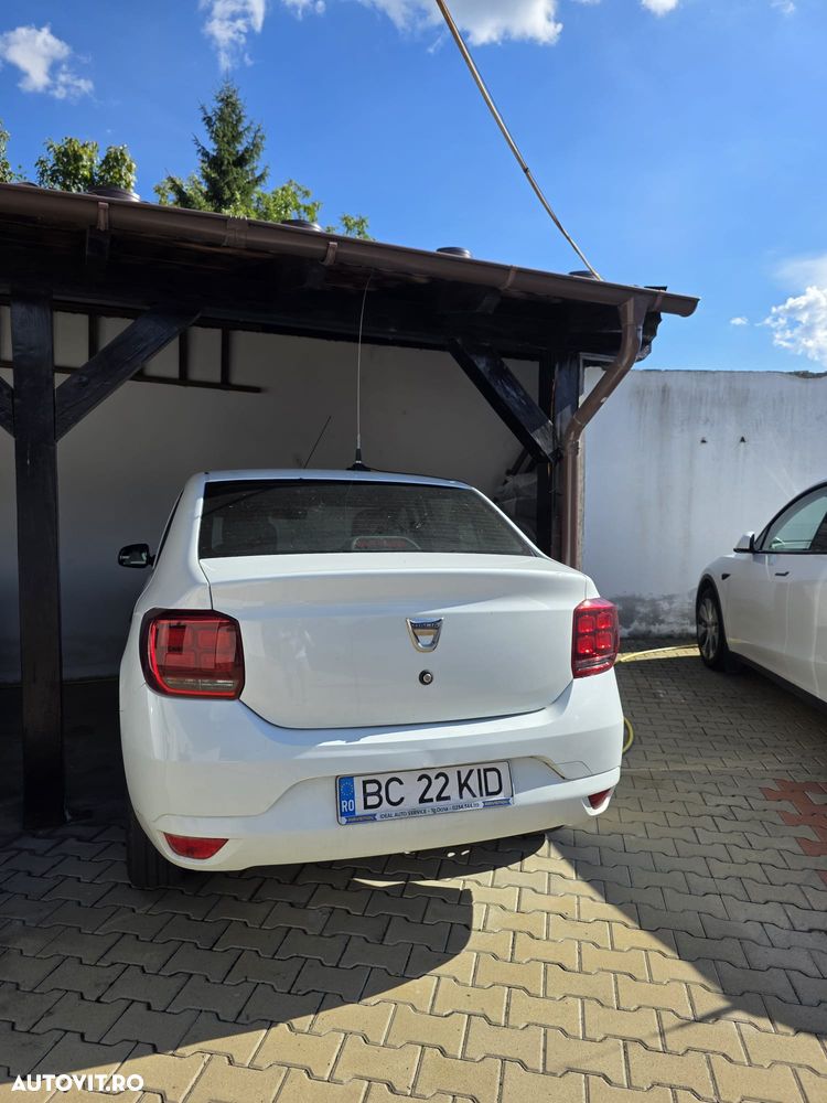 Dacia Logan TCe 90 Essential - 4