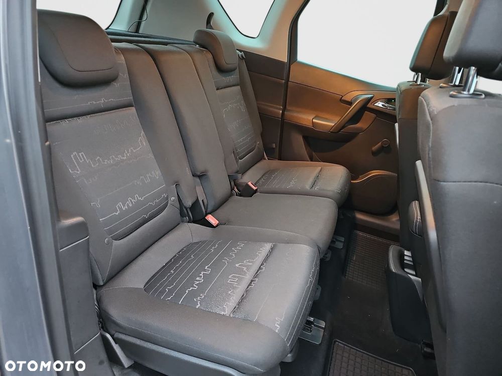 Opel Meriva - 21