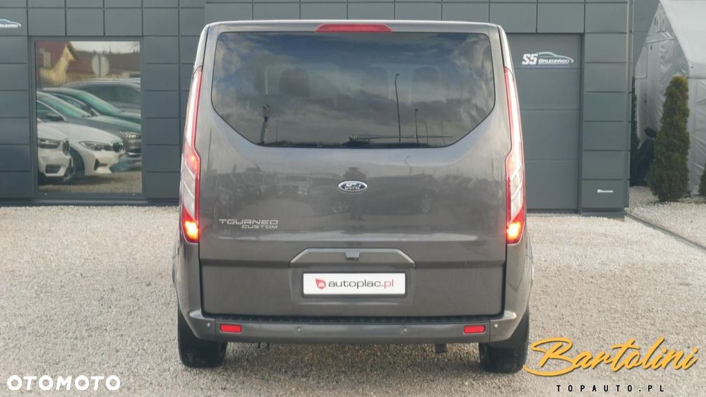 Ford Tourneo Custom - 7