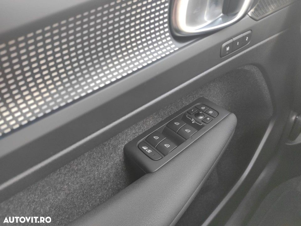 Volvo XC 40 - 13
