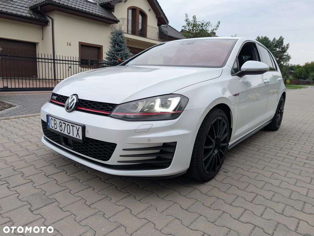 Volkswagen Golf 2.0 TSI BMT GTI - 12