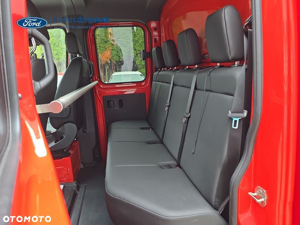 Mercedes-Benz Sprinter - 13