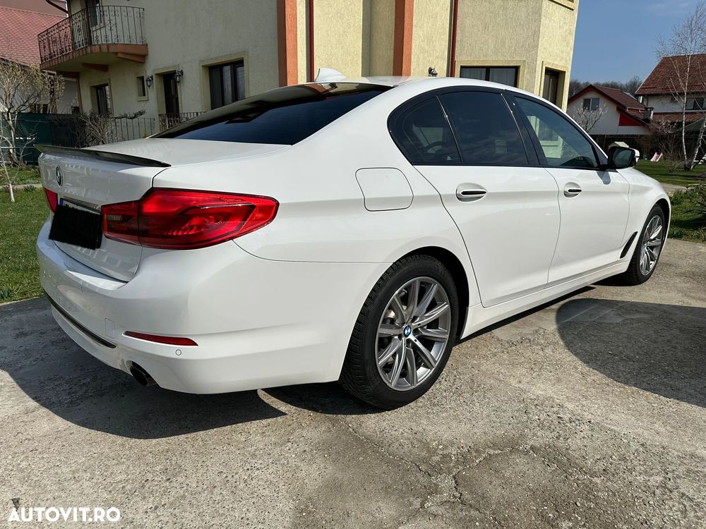 BMW Seria 5 530i xDrive AT - 4