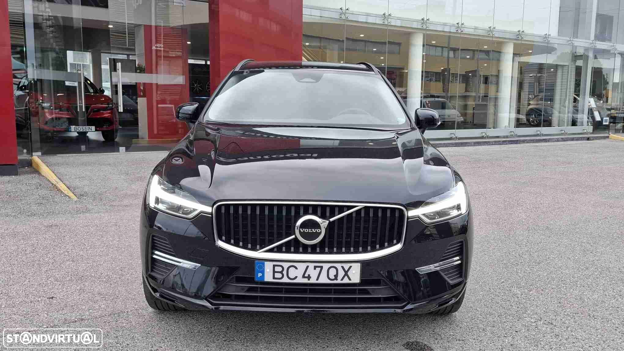 Volvo XC 60 2.0 B4 Core - 2