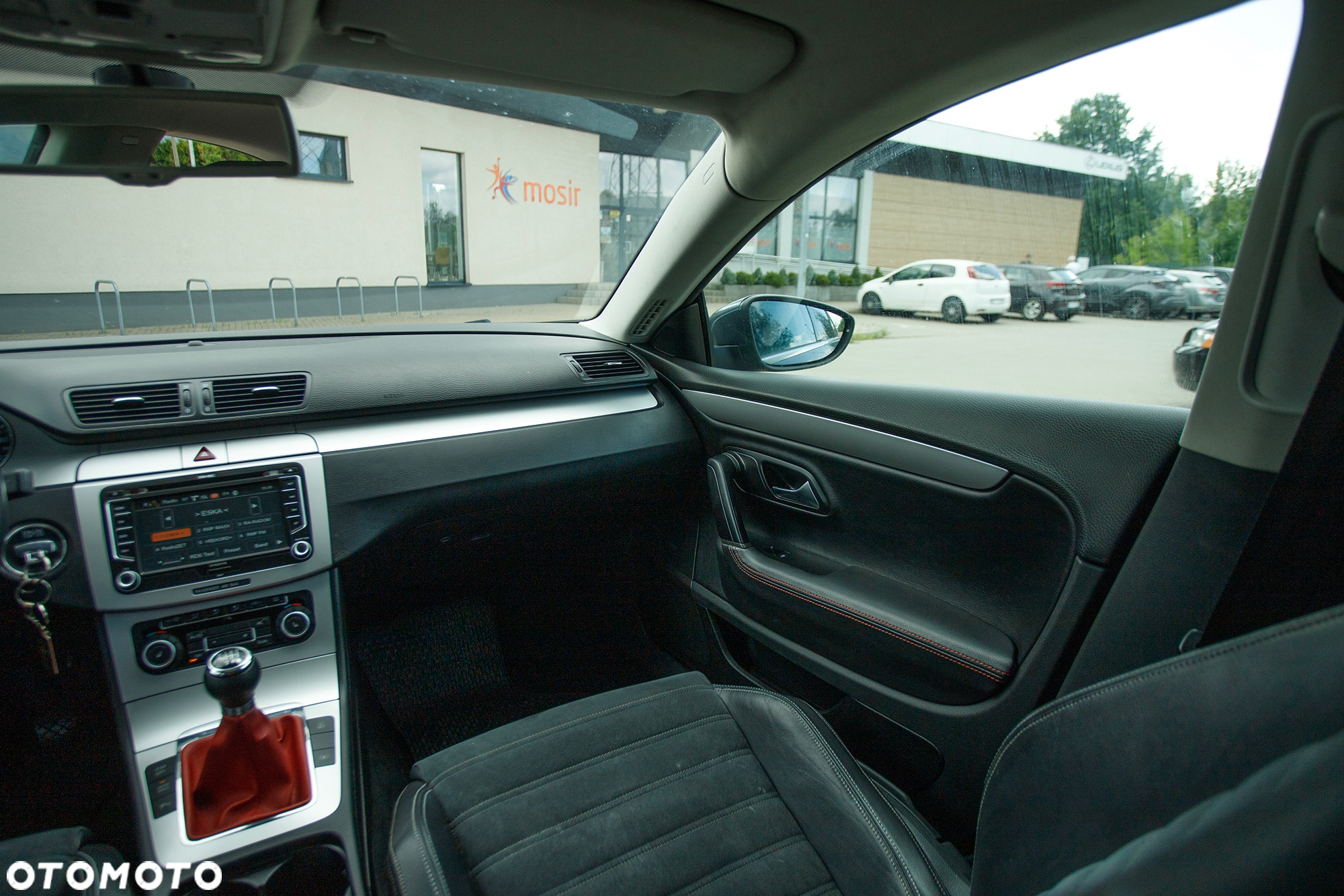 Volkswagen Passat 2.0 TDI Comfortline - 35