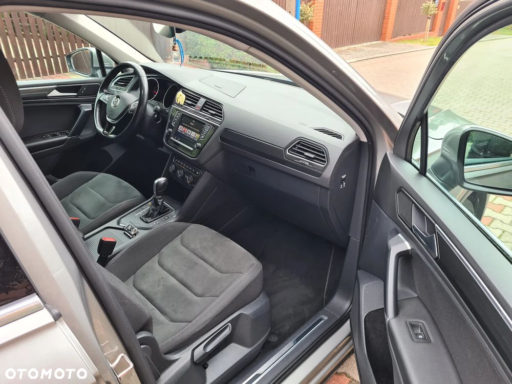 Volkswagen Tiguan - 11